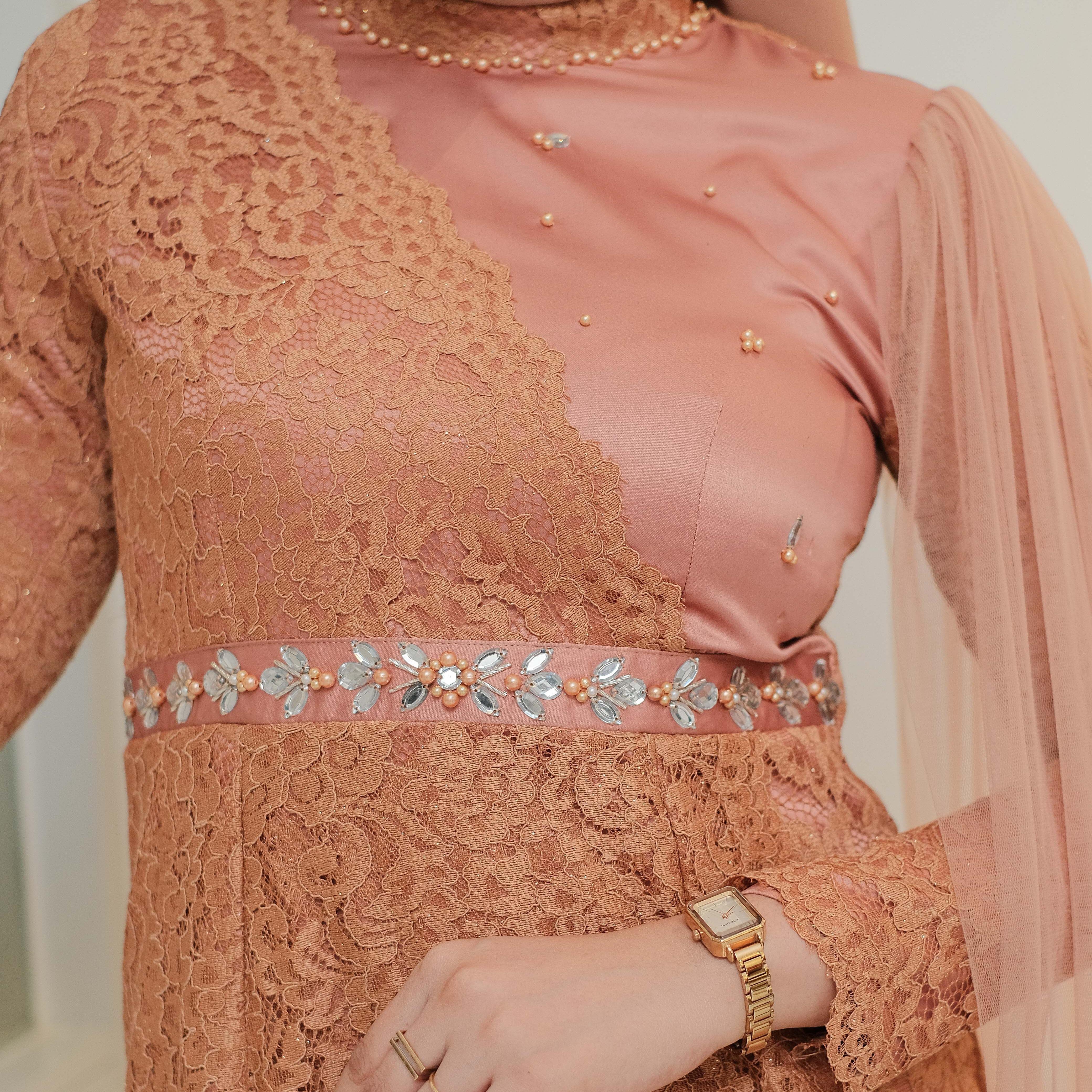Ellysa Kebaya (Atasan) Brukat | Lamaran | Wisuda | Payet by Dwiwarna