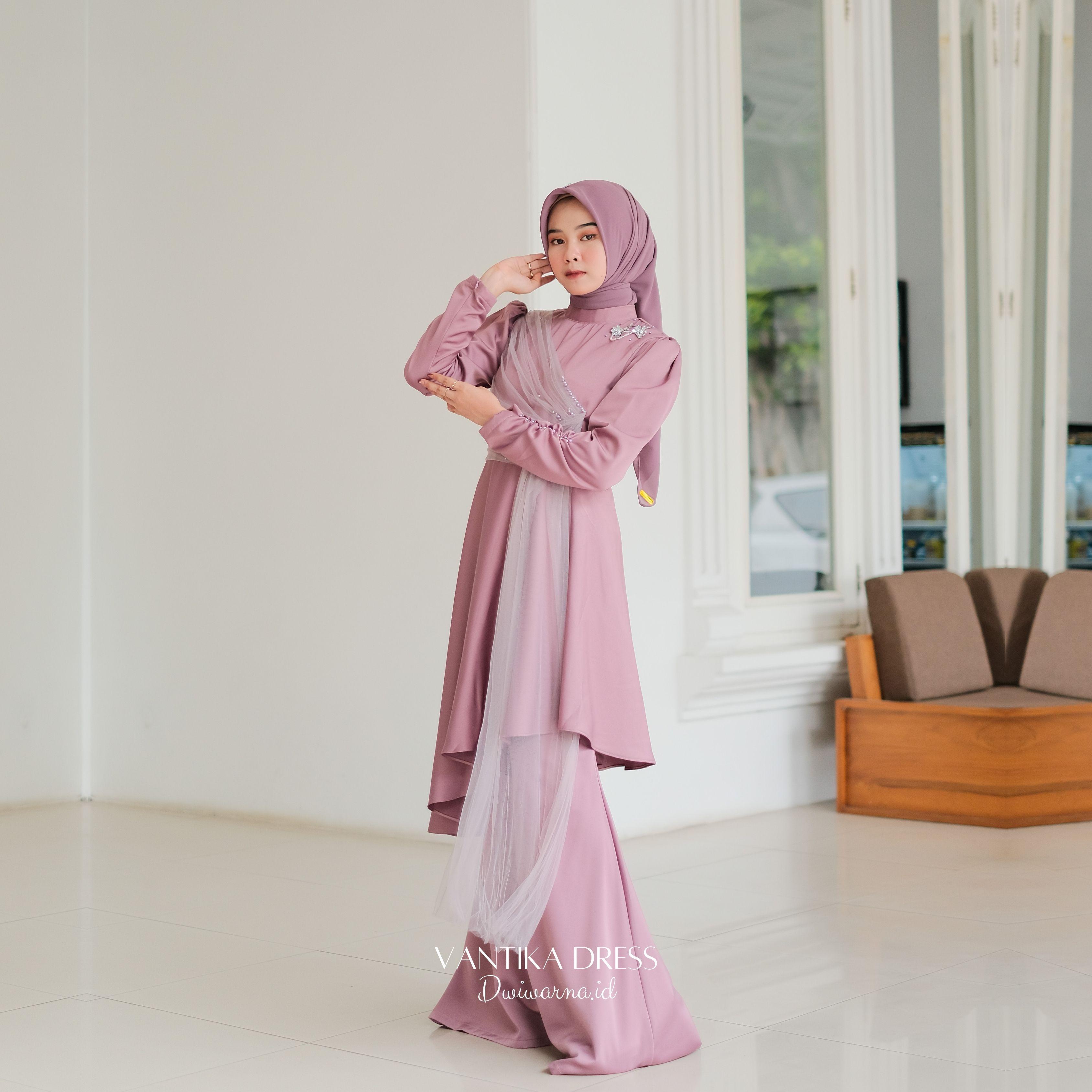 Vantika Dress Kondangan by Dwiwarna | Satin Polos Mermaid Kombinasi Muslim