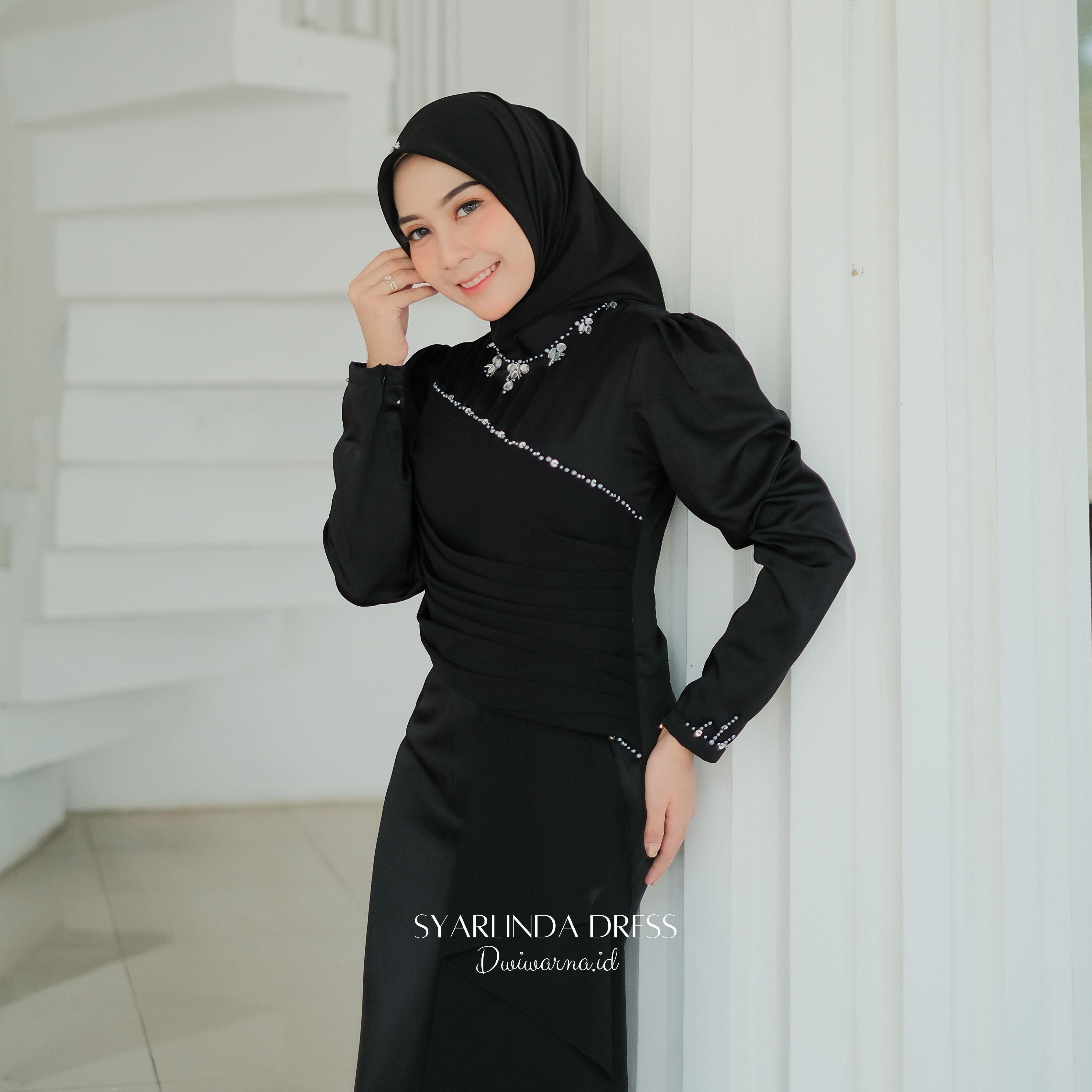 Syarlinda Dress Kondangan by Dwiwarna | Kombinasi Cerruti | Payet Mermaid