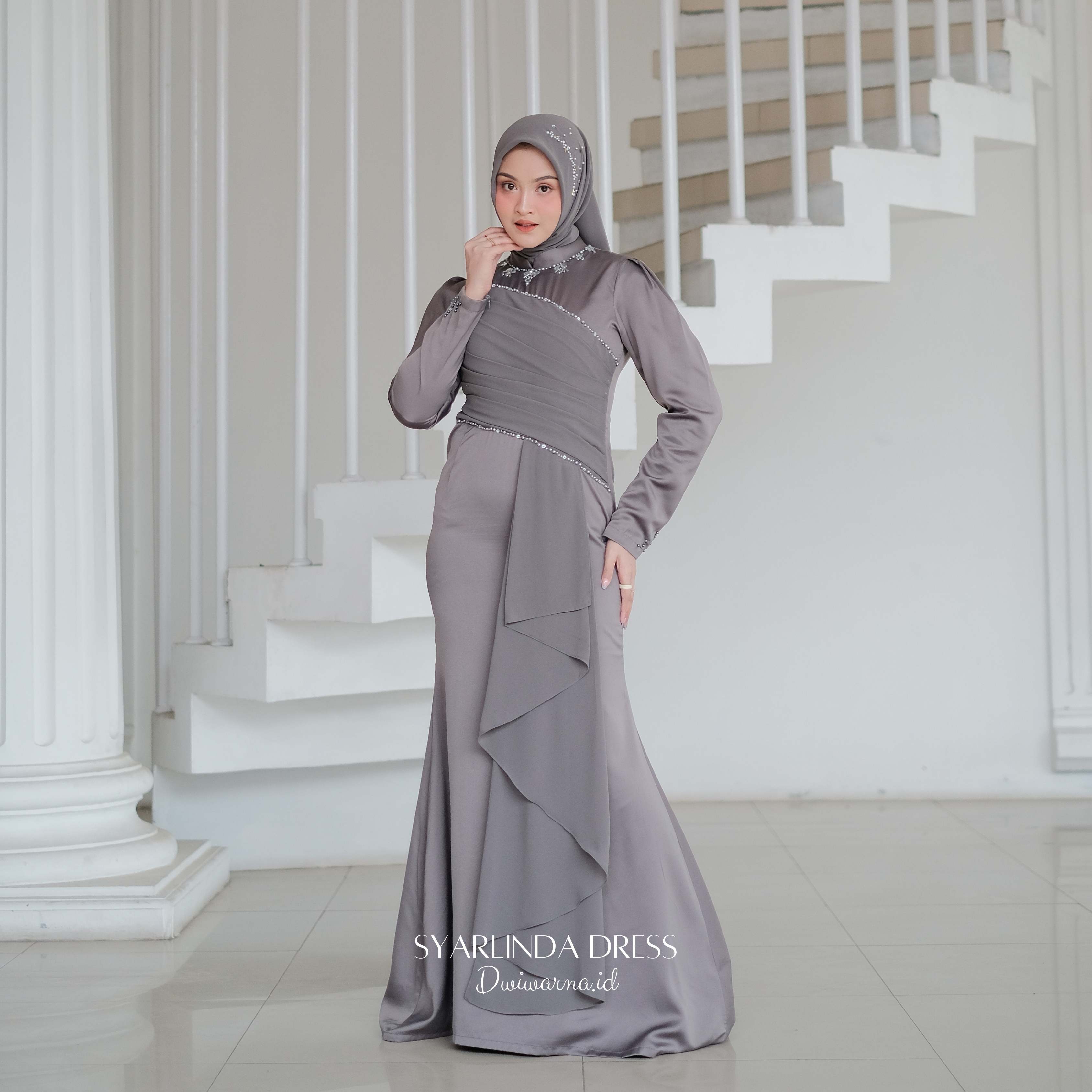 Syarlinda Dress Kondangan by Dwiwarna | Kombinasi Cerruti | Payet Mermaid