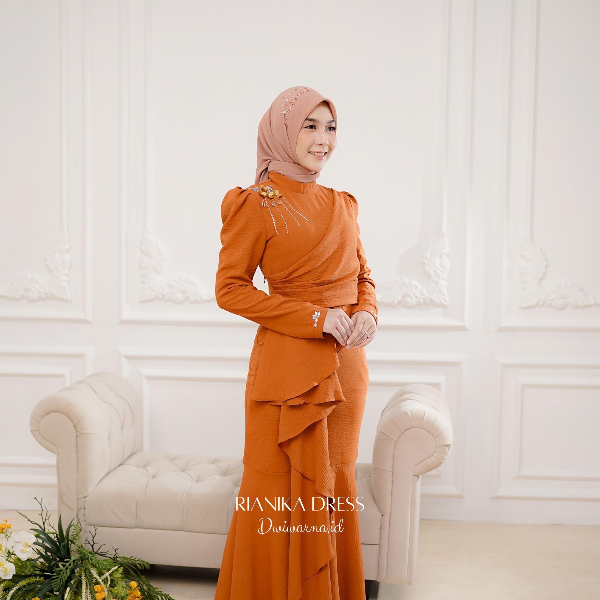RIANIKA DRESS by Dwiwarna Dress terbaru / Dress bridesmaid / Dress Kondangan / Dress Pesta / Dress Payet / Dress Mermaid Cantik Gaun Muslim Nyaman