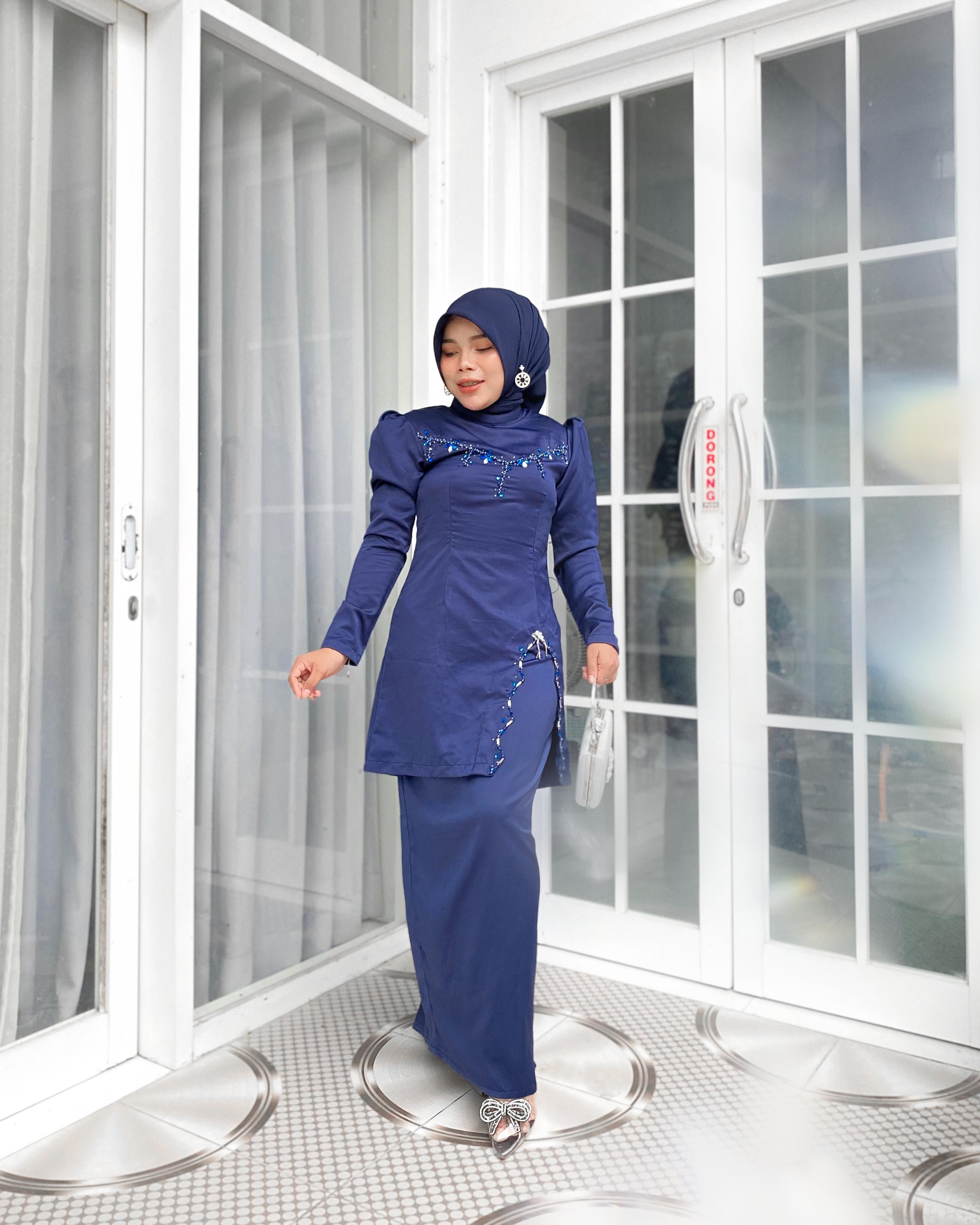 Set Melayu Maffa Set by Dwiwarna Muslim Satin