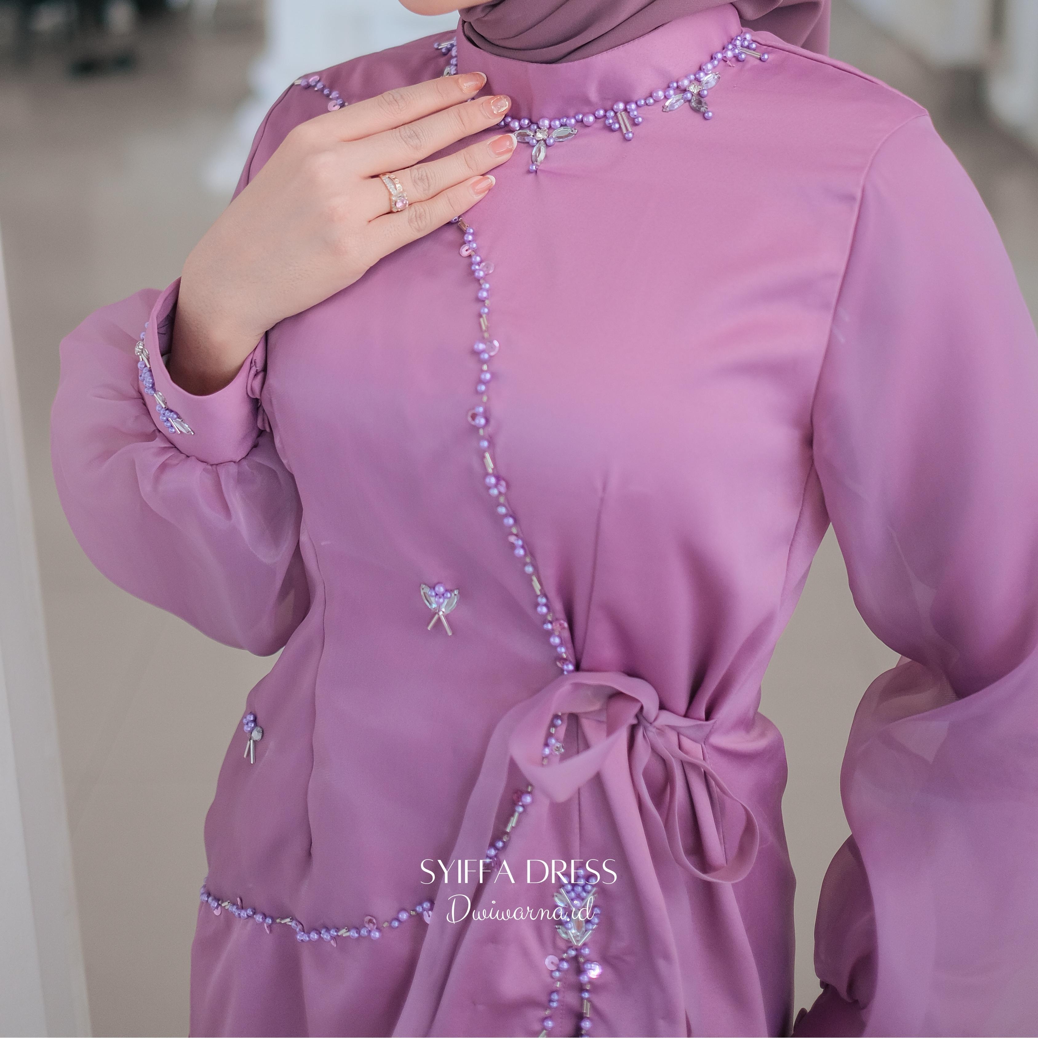 Set Melayu SYIFFA Set by Dwiwarna Baju Batik