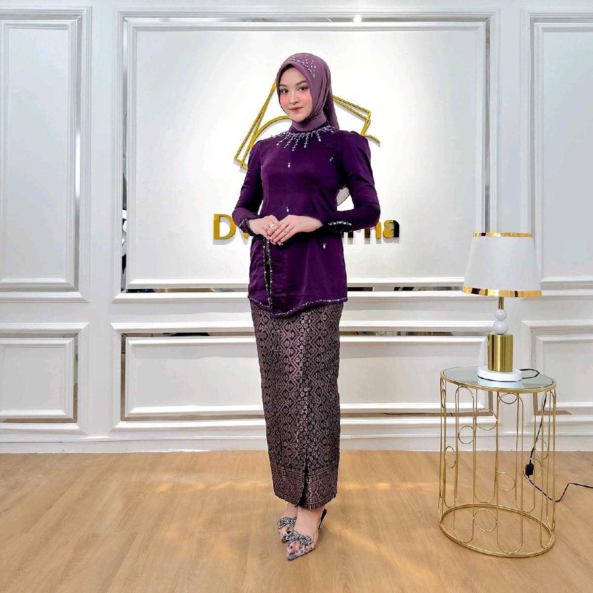 ROK SONGKET by Dwiwarna Hanya Rok Saja Wanita Hitam