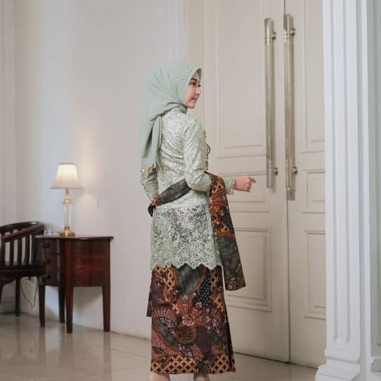 Kebaya Sherena Atasan by Dwiwarna Dress Wanita