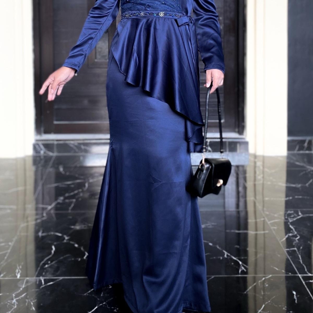 Lutffya Dress Kondangan Payet Leher Brukat Simpel by Dwiwarna Muslim Nyaman