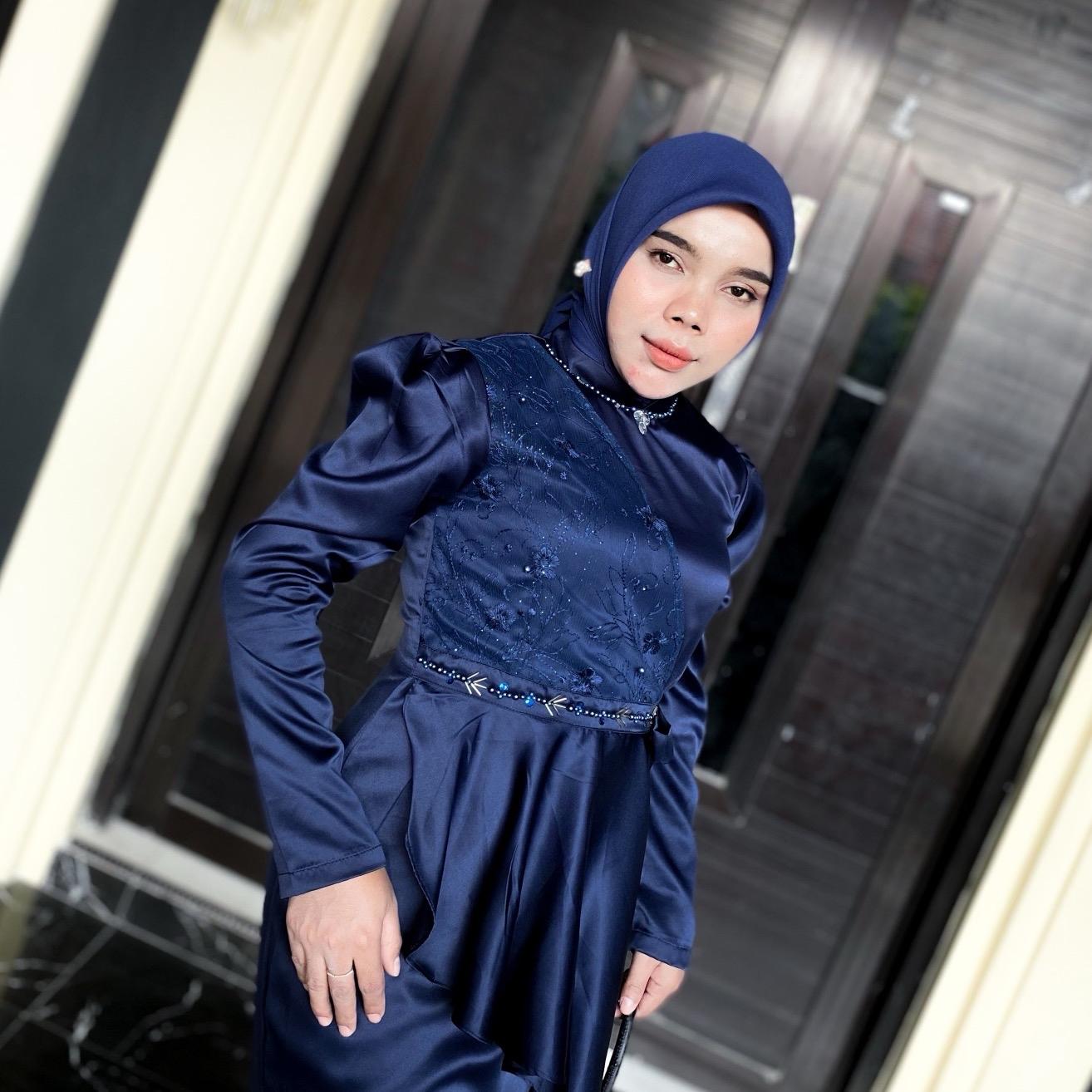 Lutffya Dress Kondangan Payet Leher Brukat Simpel by Dwiwarna Muslim Nyaman