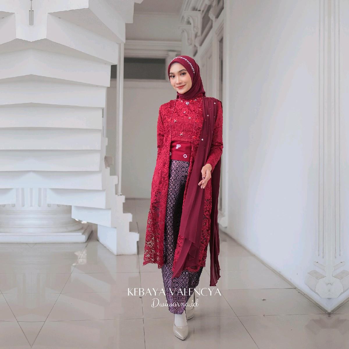 Kebaya Valencia | Atasan Kebaya | Kebaya Wisuda | Lamaran Dress Mewah