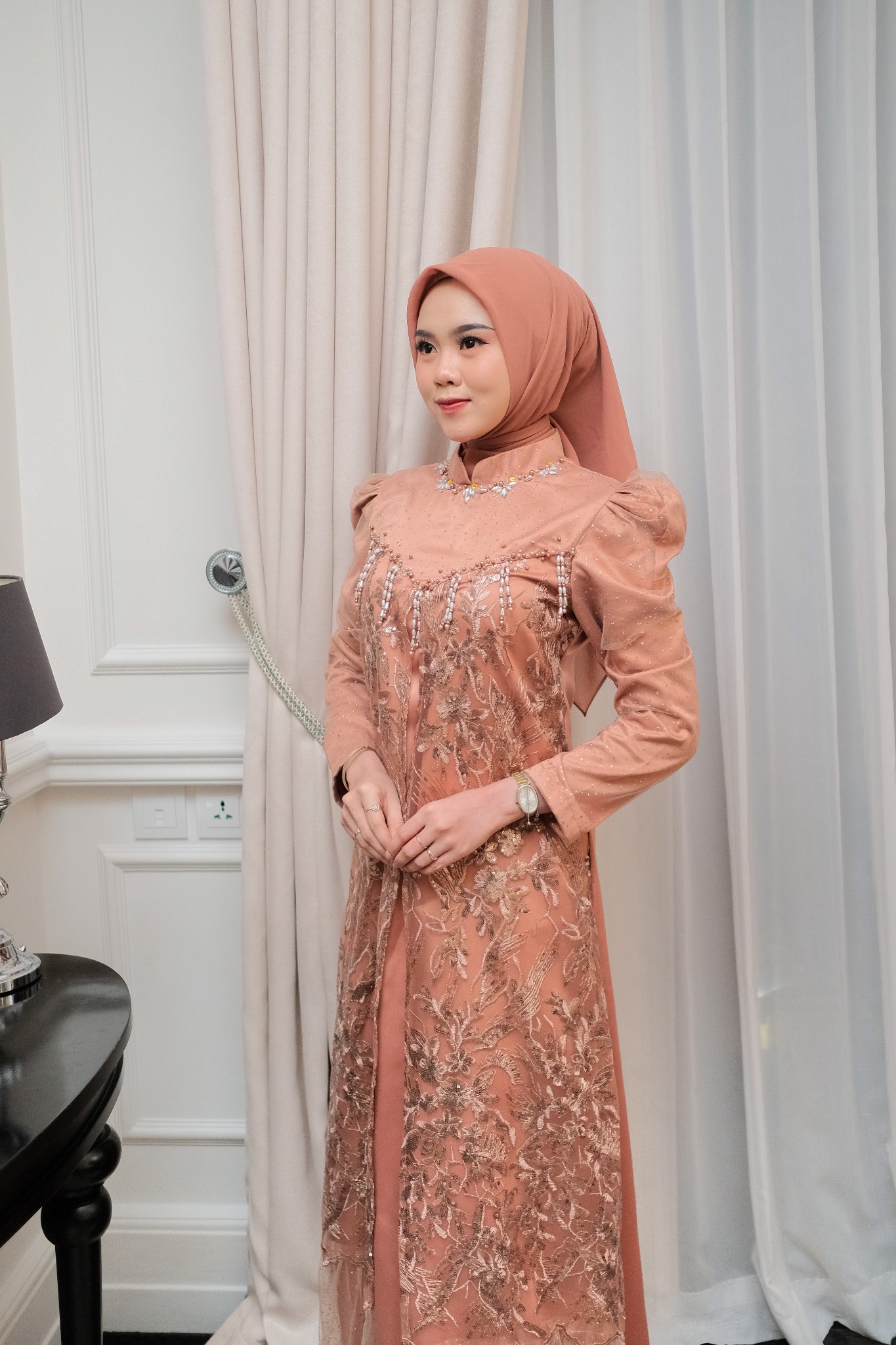 Riffana Dress Lebaran Ekslusif Brukat Tile Sugar by Dwiwarana