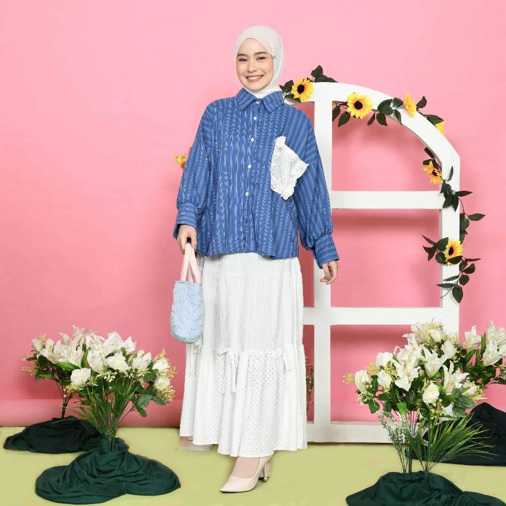 Mybamus Della Oversize Shirt – Kemeja Soft Jeans Wanita – Kemeja Oversize Stripe – Kemeja Katun