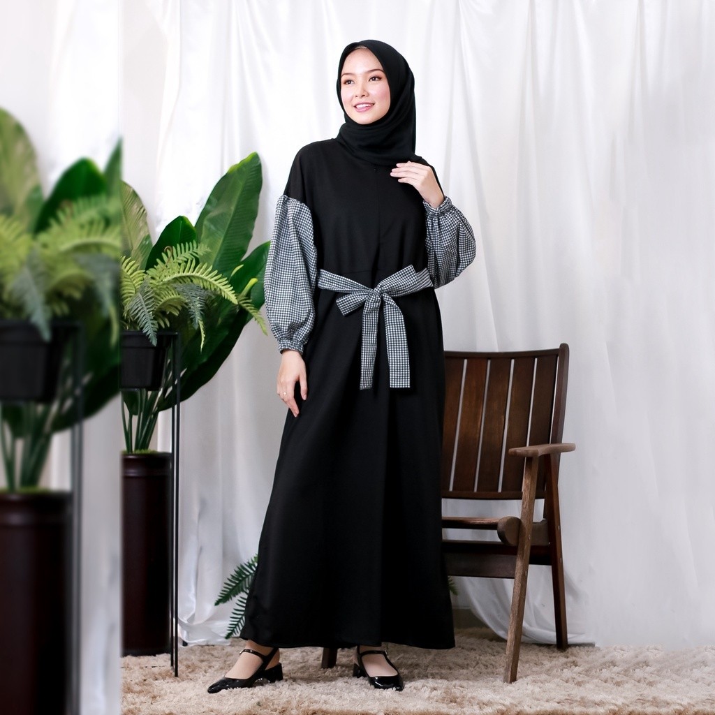 Mybamus Sena Mix Square Dress Black M15928 R21S1