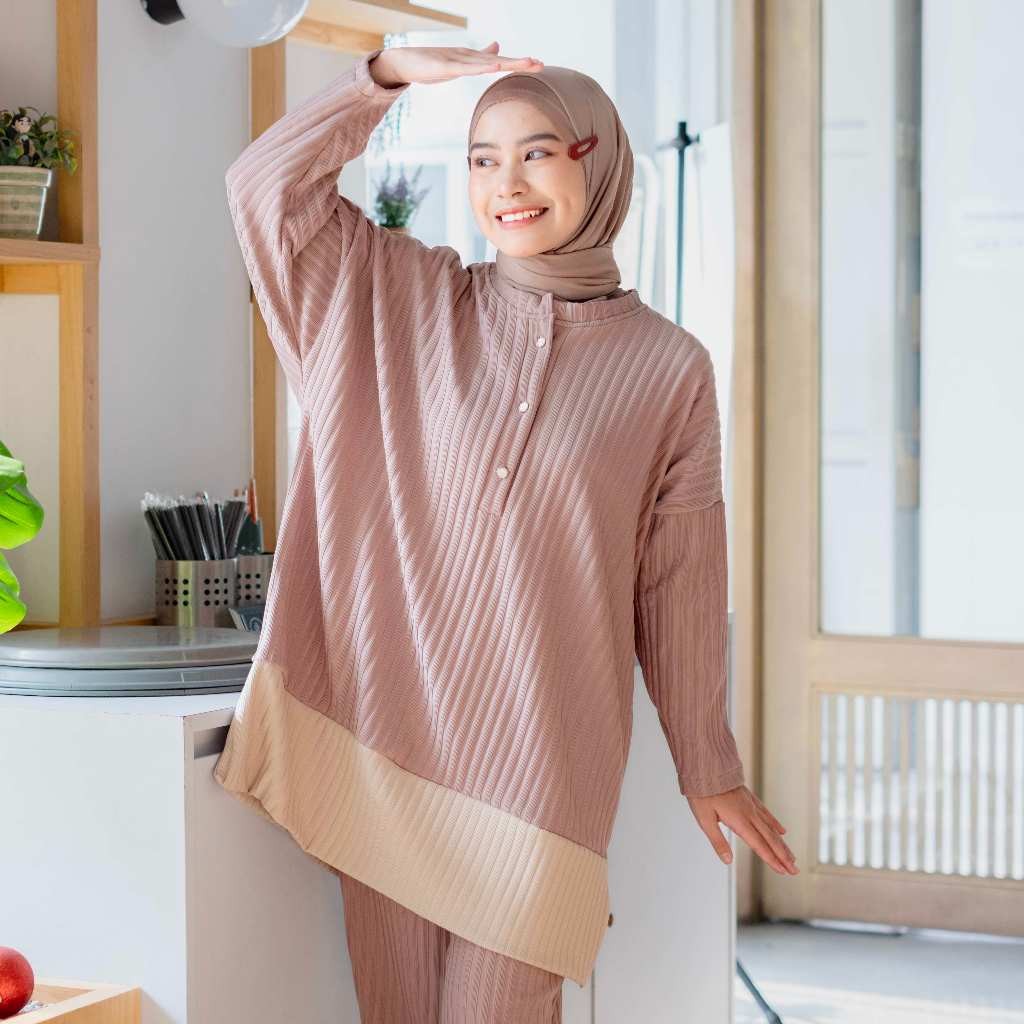 Gyna One Set Knit Oversize - Setelan Bigsize - Setelan Busui - Atasan Dan Celana - Setelan Hornet