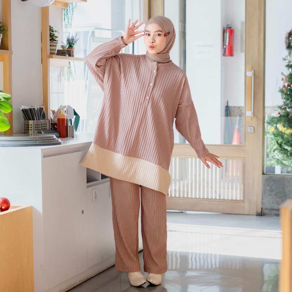 Gyna One Set Knit Oversize - Setelan Bigsize - Setelan Busui - Atasan Dan Celana - Setelan Hornet