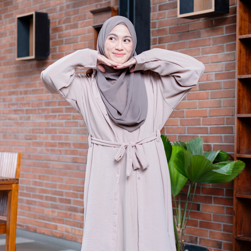 Veona Midi Dress - Kemeja Balloon Panjang - Kemeja Kerja