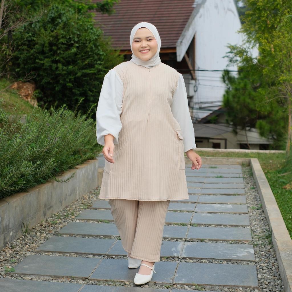 Siselyo Shania Pocket Cargo Tunik - Tunik Knit Bigsize - Atasan Jumbo Wanita - Baju Muslim Size Plus