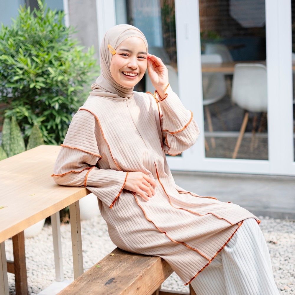 Kanza Playfull Tunik Knit - Atasan Kekinian - Atasan Wanita Knitted - Blouse Panjang
