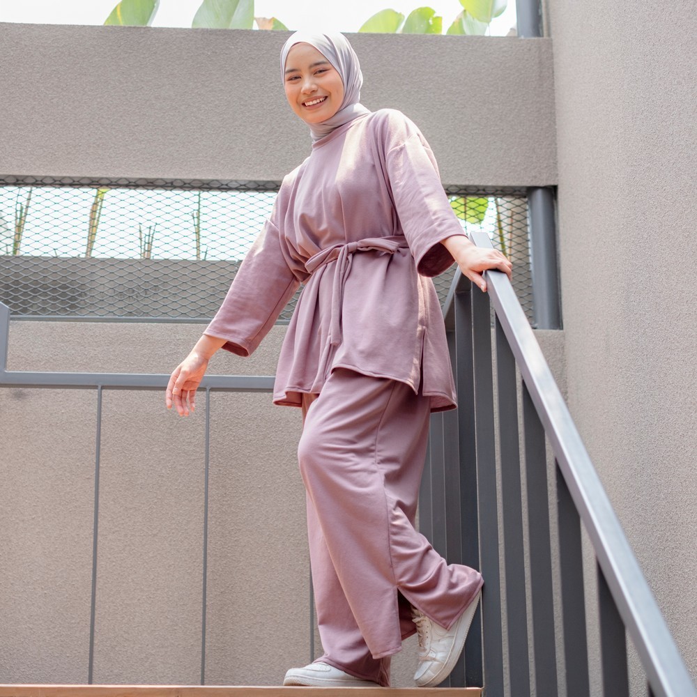 Gilda Priyadi - One Set Oversize Free Tali Belt - Setelan Baju Wanita Jumbo