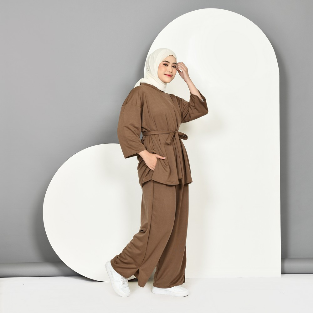 Gilda Priyadi - One Set Oversize Free Tali Belt - Setelan Baju Wanita Jumbo