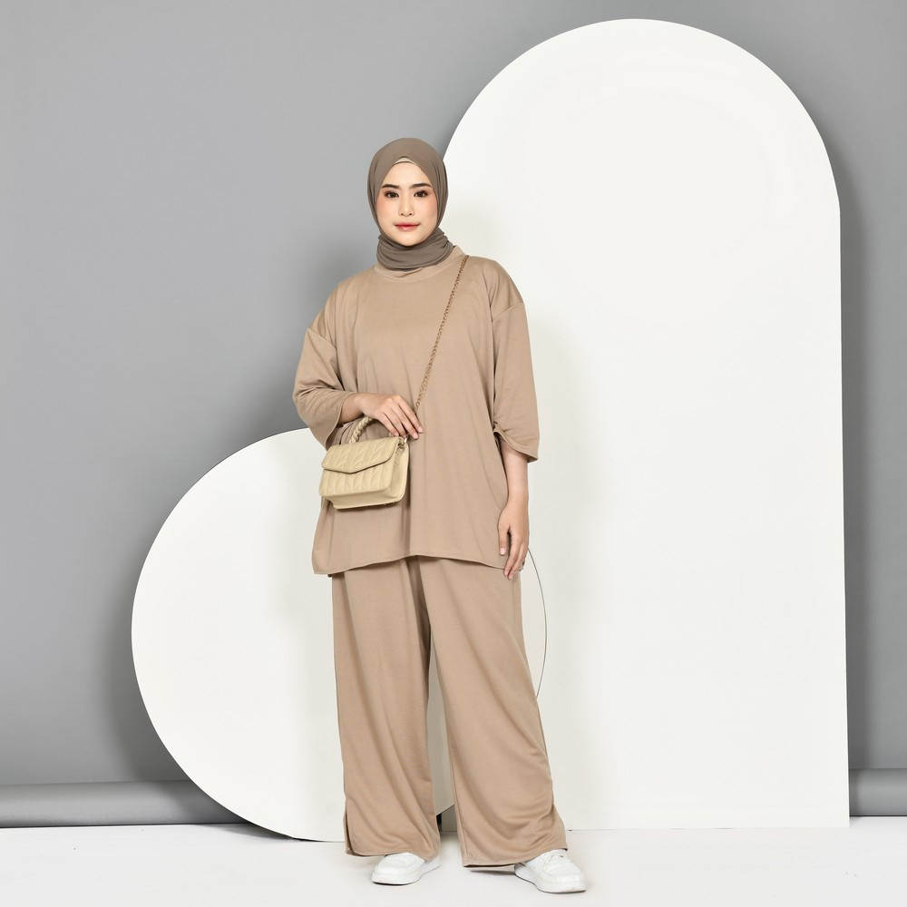Gilda Priyadi - One Set Oversize Free Tali Belt - Setelan Baju Wanita Jumbo