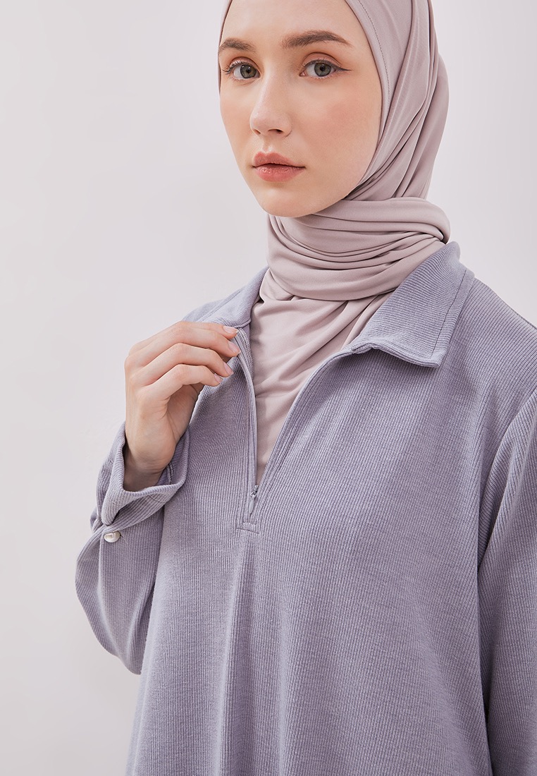 QANNA - Zipped Collar Knit Abaya