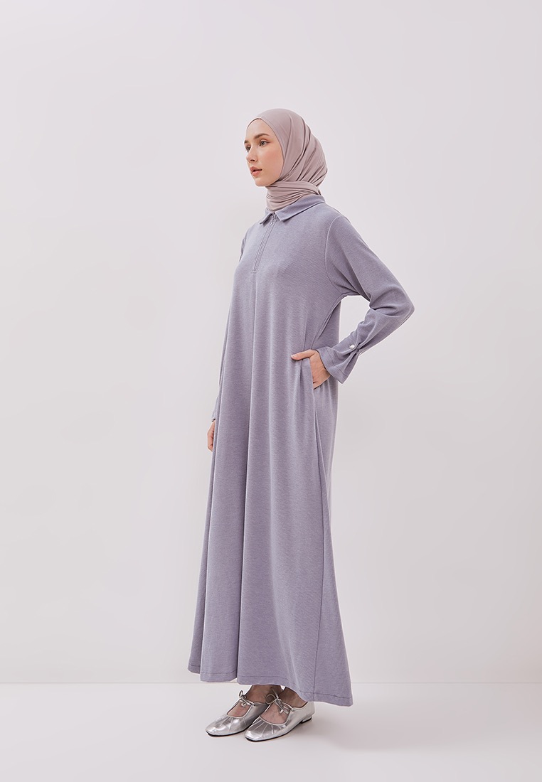 QANNA - Zipped Collar Knit Abaya