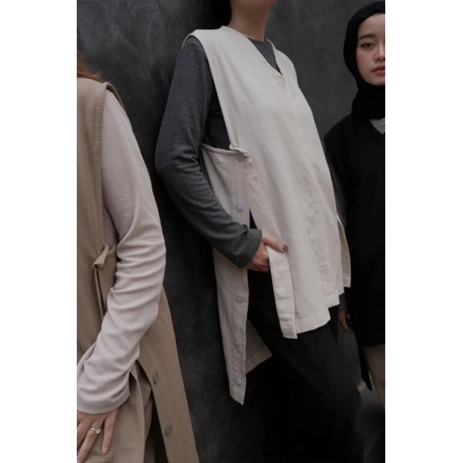 Image of HEGRA VEST