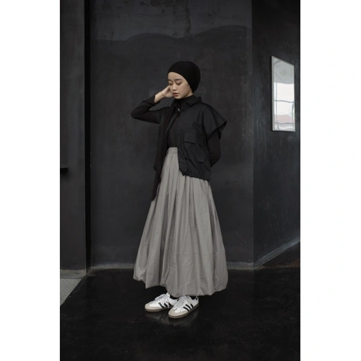 Image of KARA BALOON SKIRT