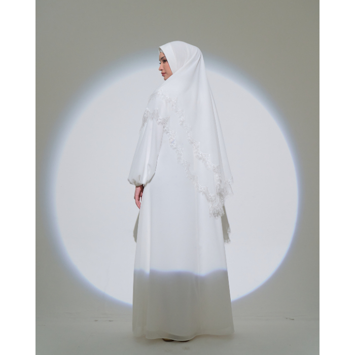 Modest Wear AIKILA : ZAHRA in White