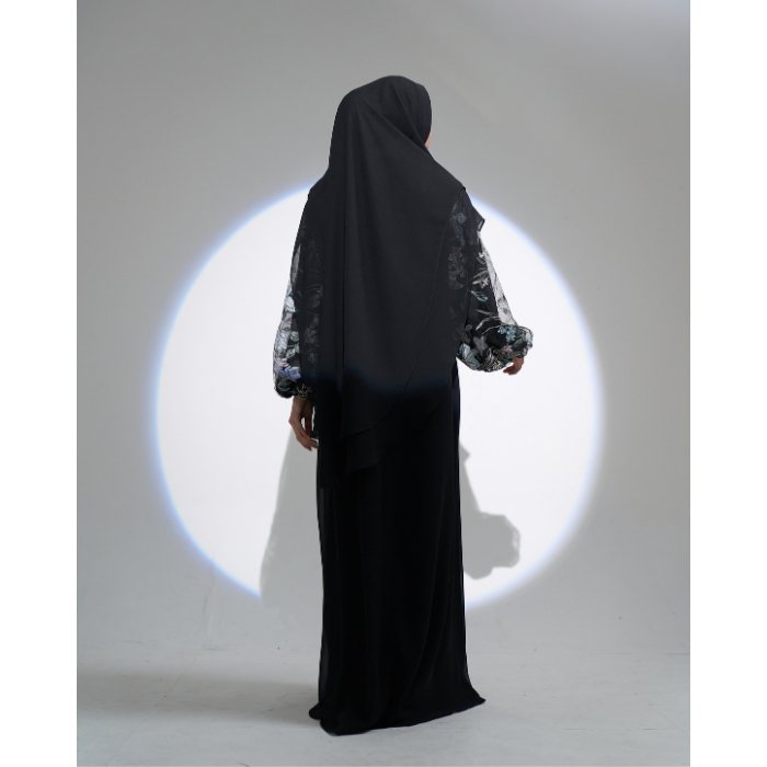 Modest Wear AIKILA : ZAHRA in Black (Telang)