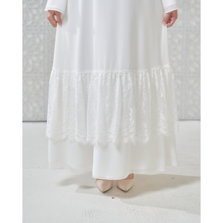 Modest Wear AIKILA : HAYYA in White