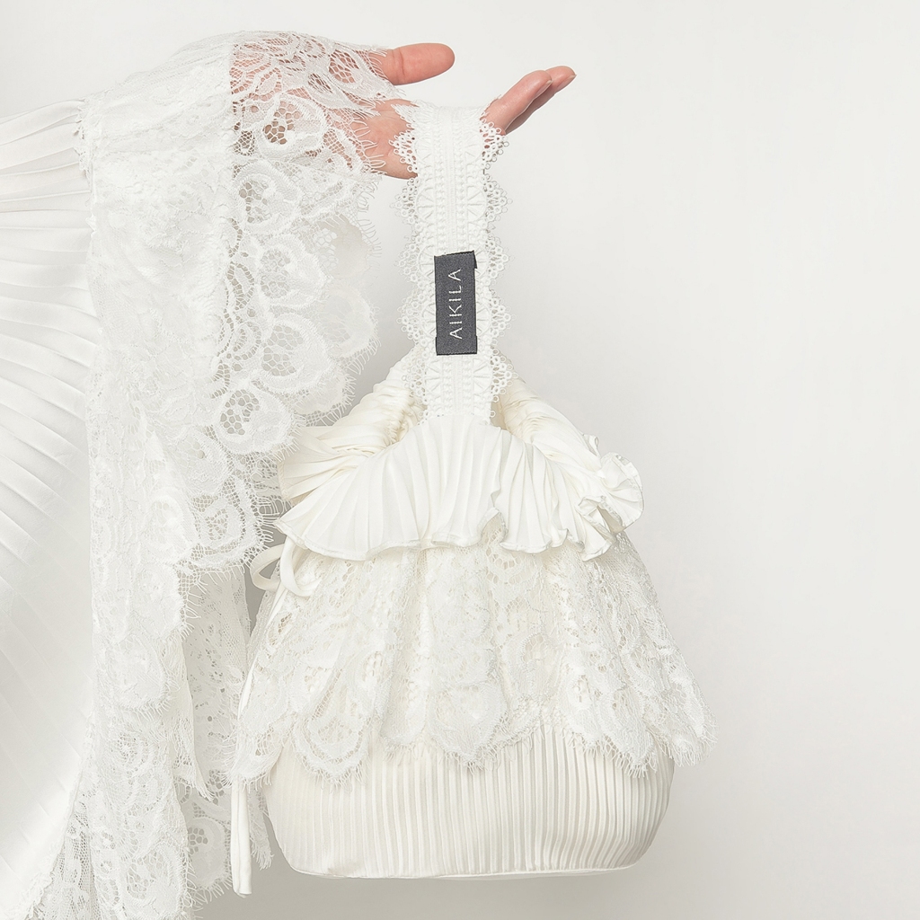 Mukena AIKILA : ARUNA in White
