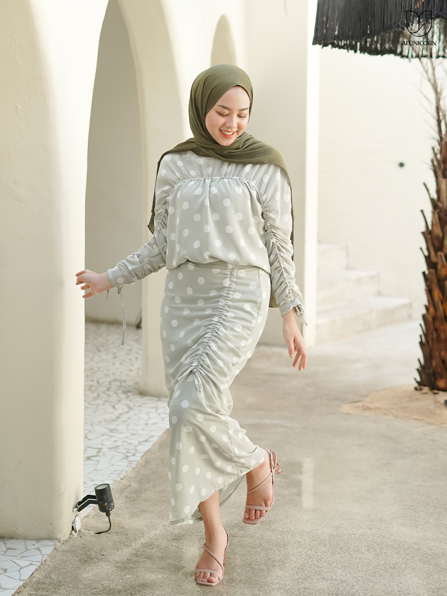 Alunicorn - Yerra Set - Blouse - Skirt