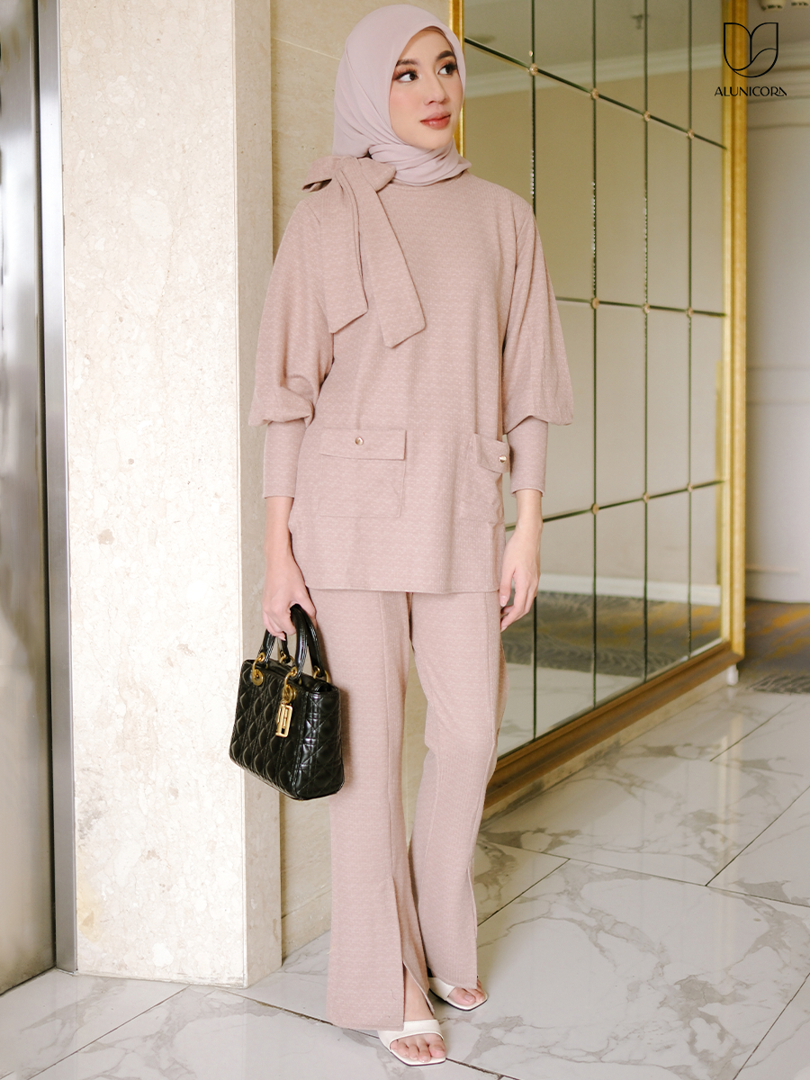 andmary Agatha blouse set up