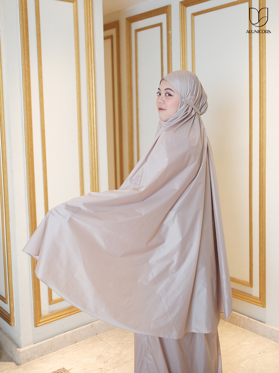 (PRE-ORDER) Alunicorn - Julia Prayer Set - Mukena Travel