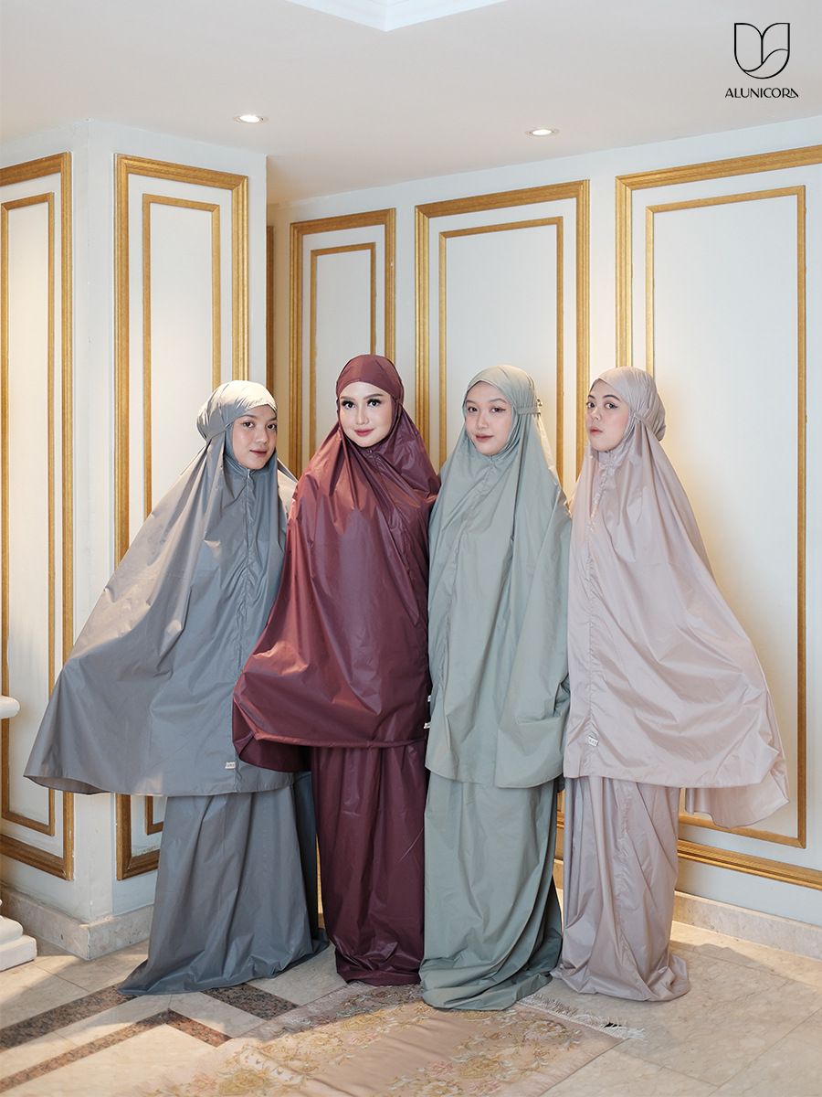 (PRE-ORDER) Alunicorn - Julia Prayer Set - Mukena Travel