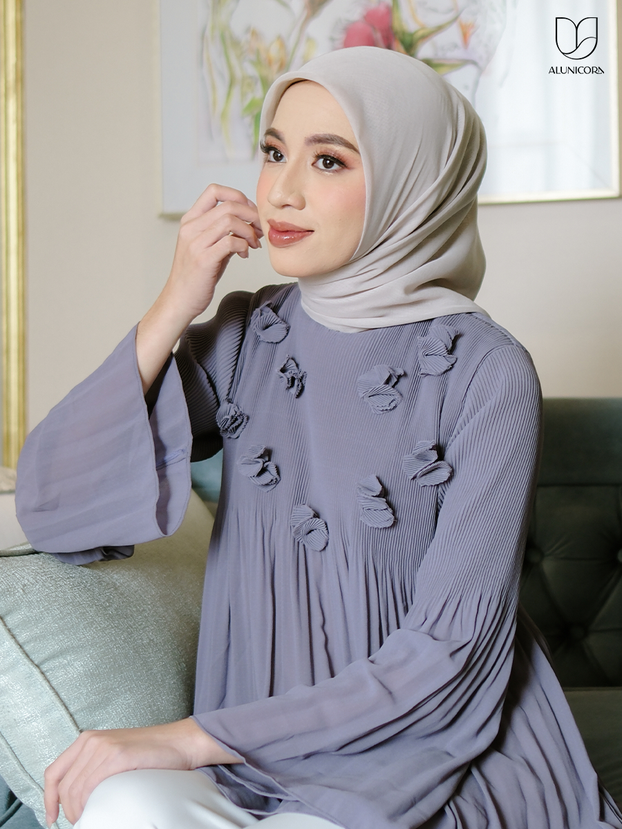 Alunicorn - Lyra Paris Japan - Hijab