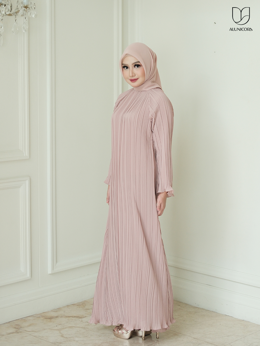 Alunicorn - Serenity From Raya Collection - Saphira Dress - Maxi Dress