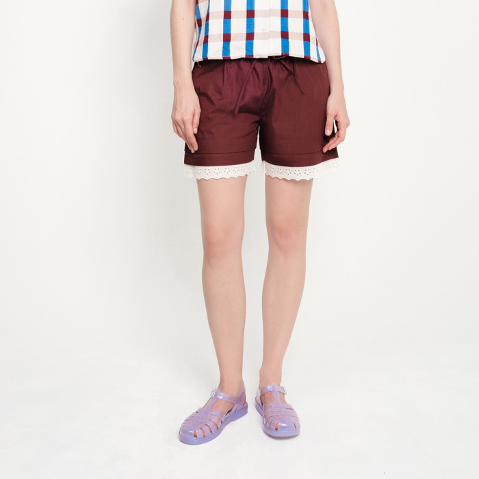 Broderie Shorts