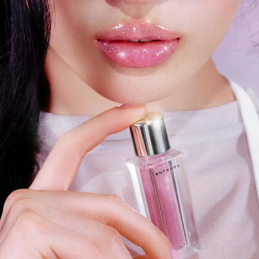 Image of ENTROPY Tulle Gloss + Body Cap & Chain ลิปกลอสชิมเมอร์เนื้อเบา พร้อมเคสพวงกุญแจ