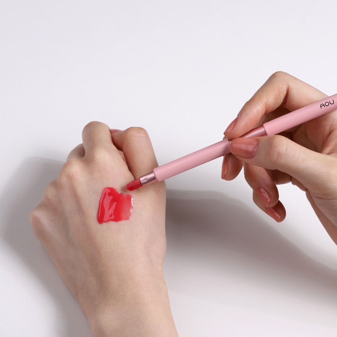 AOU Lip Brush แปรงลิป แปรงทาลิปสติก แปรงแต่งหน้า