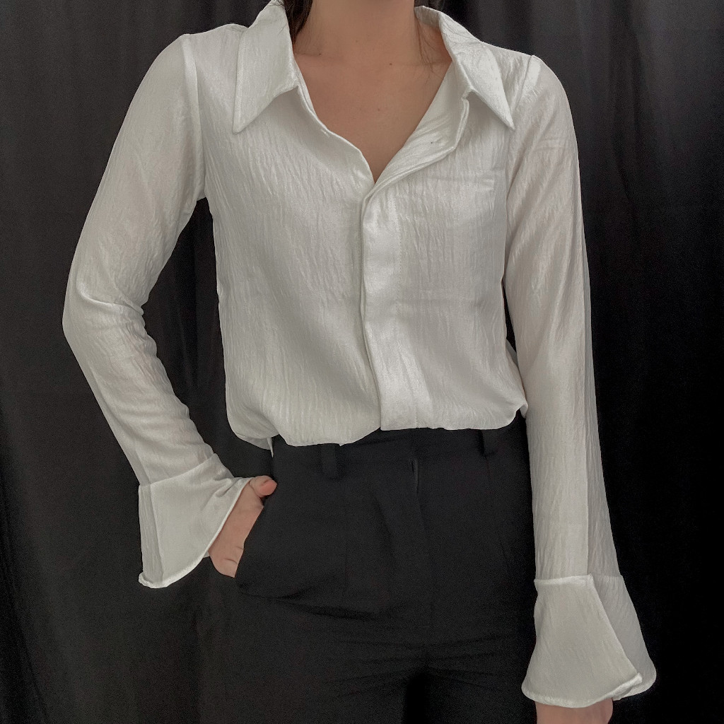 TO.KART Eve Shirt | Flowy Collection