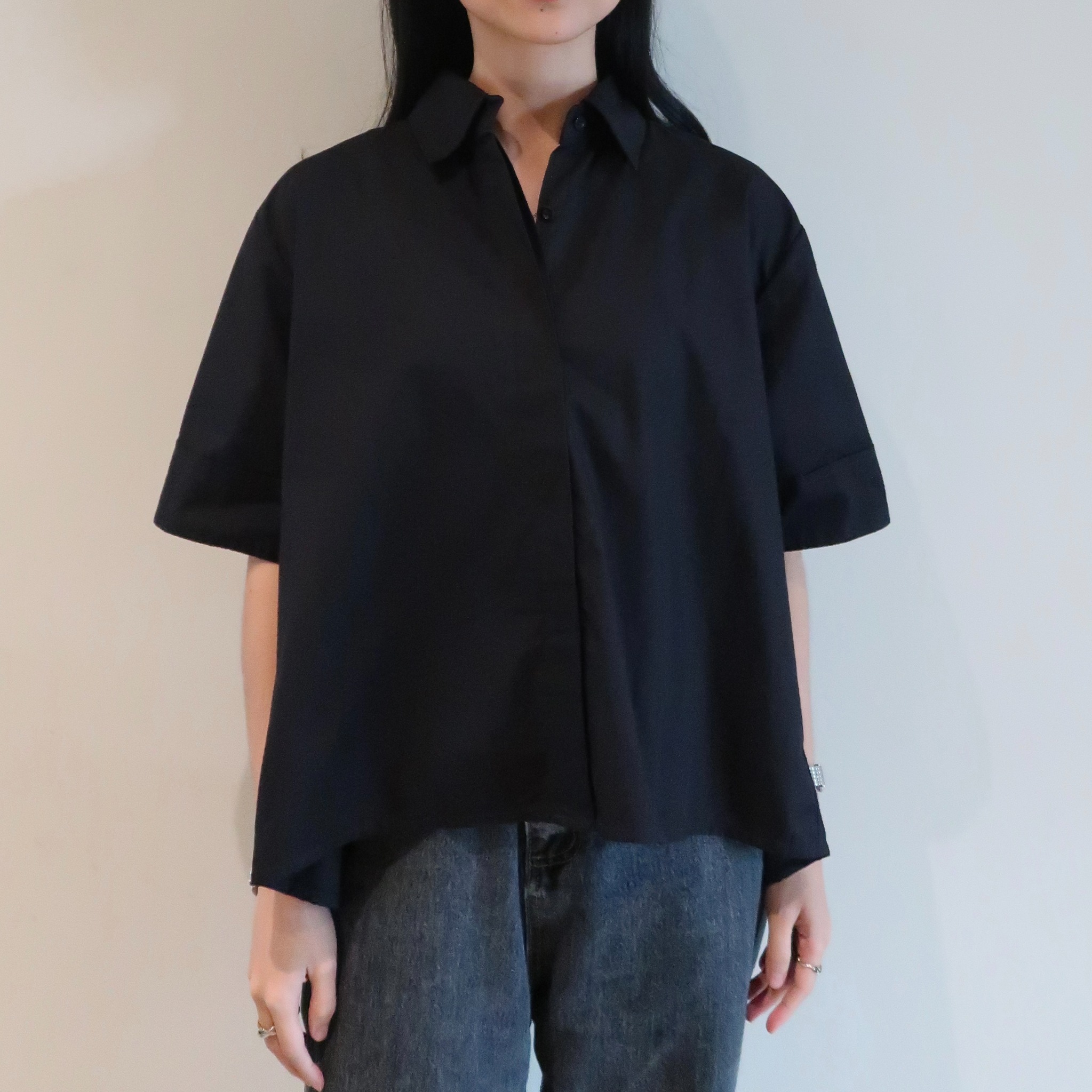 TO.KART Kiya Shirt | Your Basics