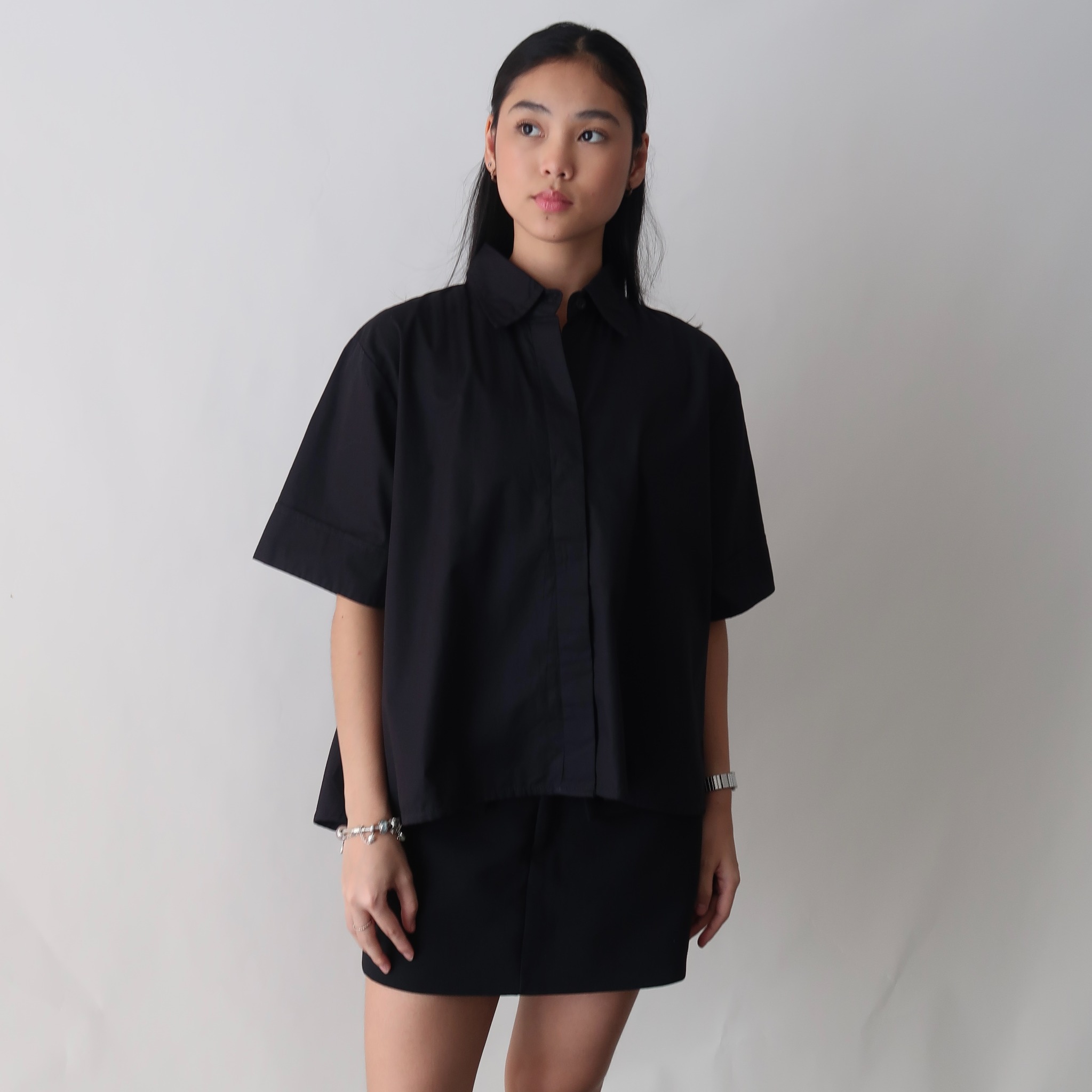 TO.KART Kiya Shirt | Your Basics