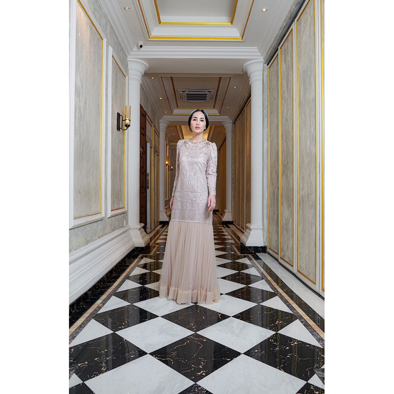 amrthelabel / taaya hijab / nude pink