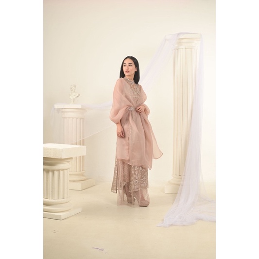 amrthelabel / viola midi / nude cream