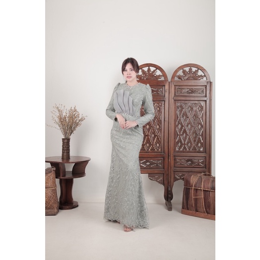 amrthelabel / aleena / light sage
