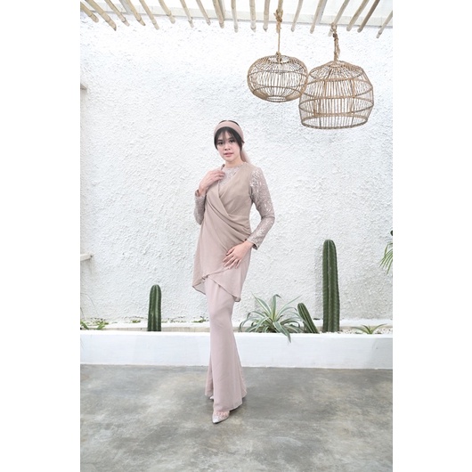 amrthelabel / vanno hijab / nude cream