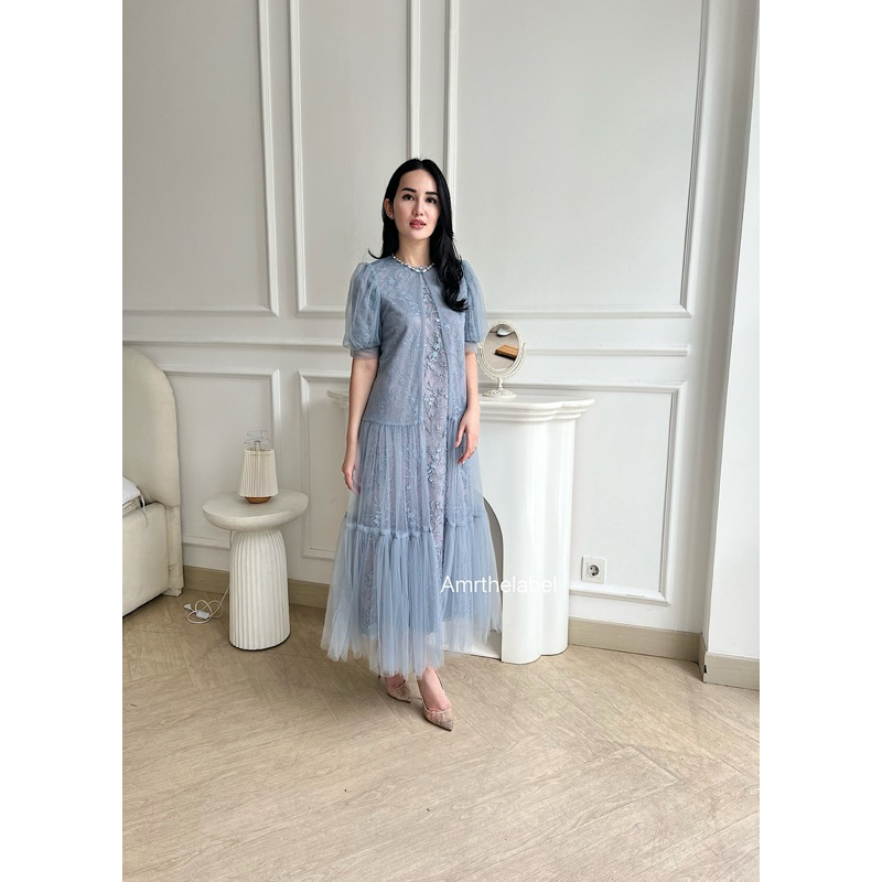 amrthelabel / oscar midi / blue jeans