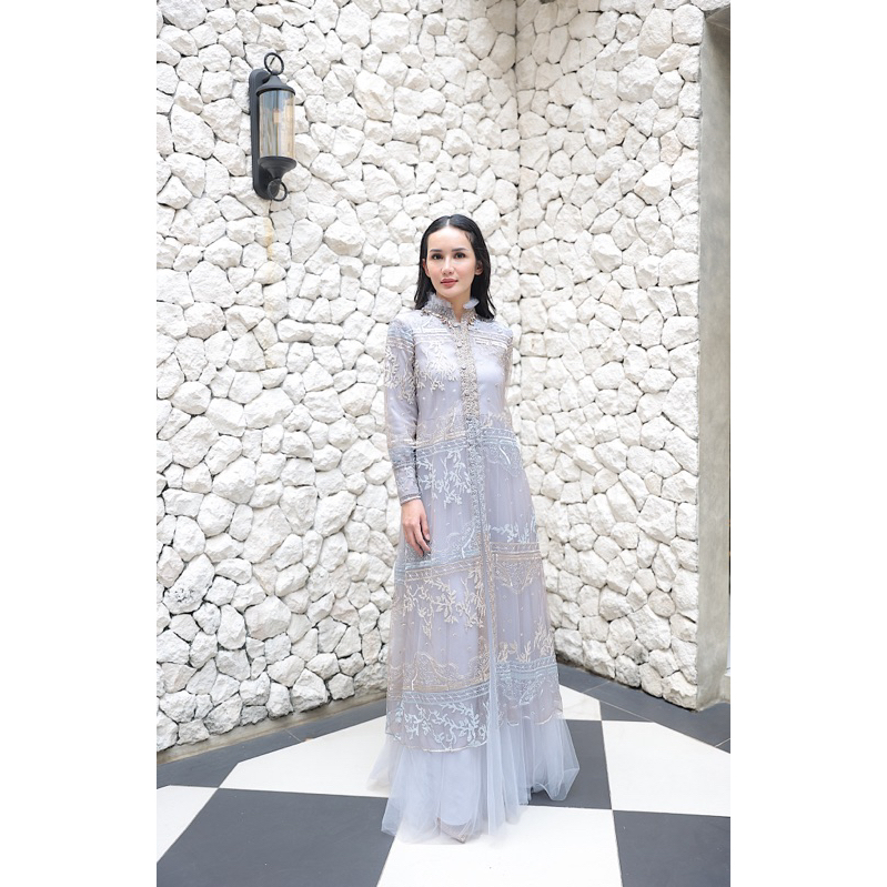 amrthelabel / camellina / bluish