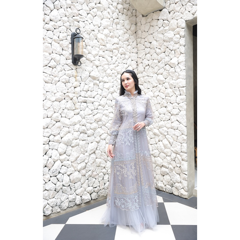 amrthelabel / camellina / bluish